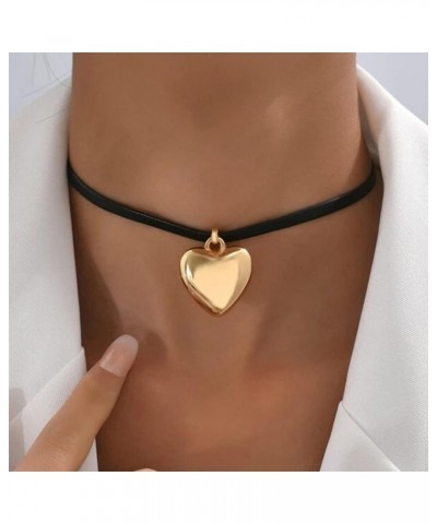 Gothic Heart Velvet Choker Necklace Chain Vintage Black Velvet Choker Necklace Punk Gold Love Heart Pendant Necklace Choker C...